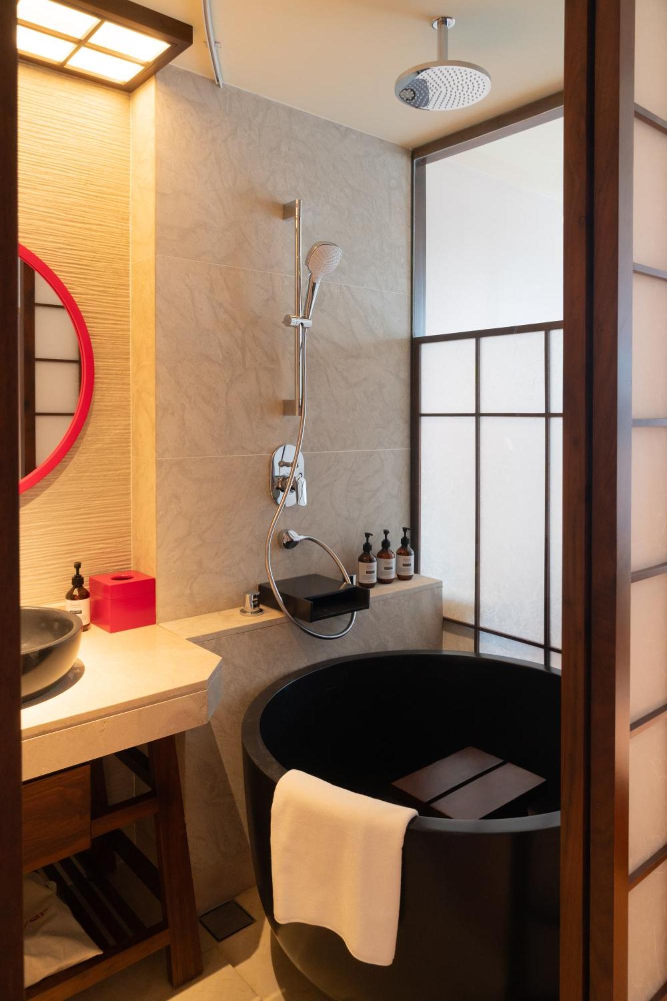 Suzu Saigon - A Boutique Hotel Ho Chi Minh City Exterior photo