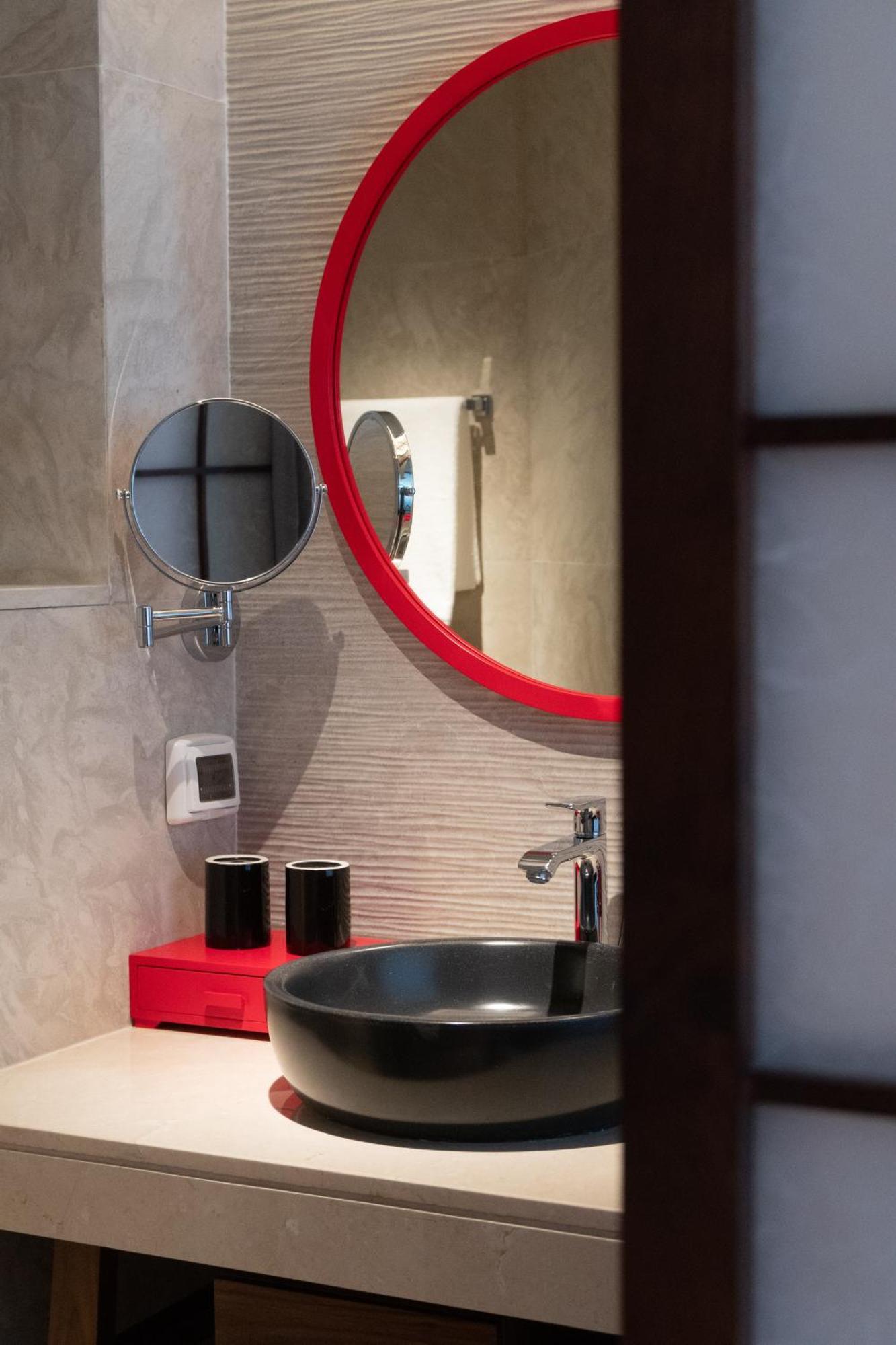 Suzu Saigon - A Boutique Hotel Ho Chi Minh City Exterior photo